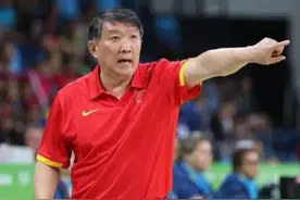 老帅宫鲁鸣再出山接手中国女篮，全力备战七月女篮亚洲杯图片