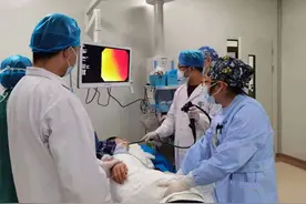 13岁男孩持续腹痛4个多月，山东省立第三医院儿科团队无痛内镜揪出罕见病因图片