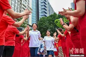 广东72.1万人参加高考 首次应用AI技术防作弊图片