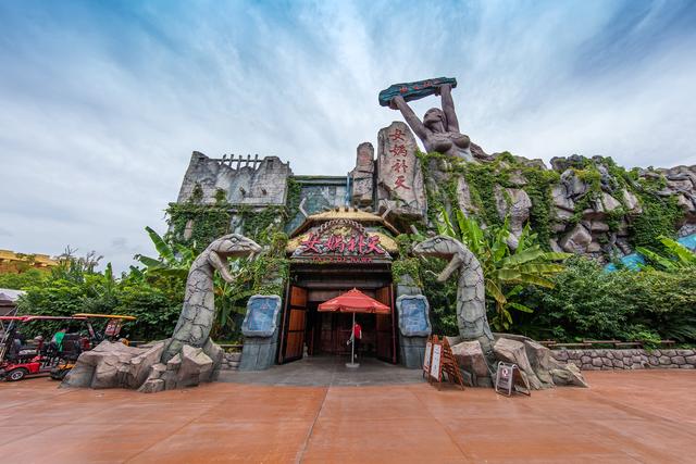 乐园经济的赛道上，中国IP已上桌