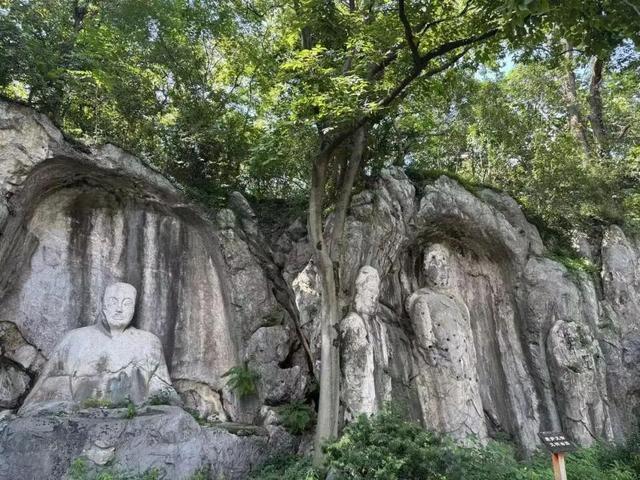 一座山，千年韵