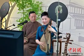 传统评弹试水直播“扩圈”图片