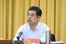 空缺近1年，兰考新县长已到岗图片