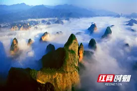 邵阳市：“双节”文旅市场火爆 景区“客满”图片