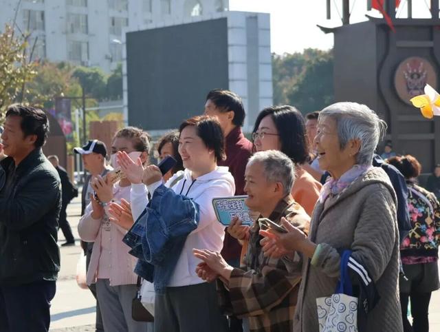 从武汉直奔长沙！不敢想今年呼和浩特会蹦出来多少“南朋友”