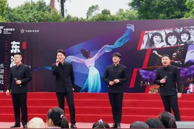 好戏连台，“五一”假期东湖变身山水剧场图片