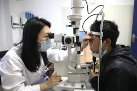 新版医保药品目录今起落地、惠及患者，这款眼底创新药在列图片