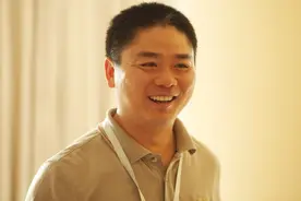 这一次，刘强东拼了图片