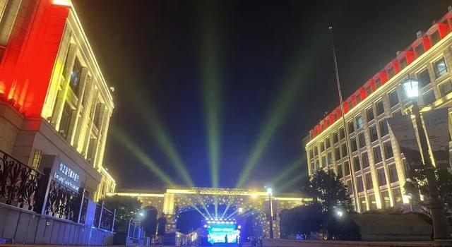 奇幻又惬意！第二届上海国际光影节宝山分会场启动，绽放璀璨光影