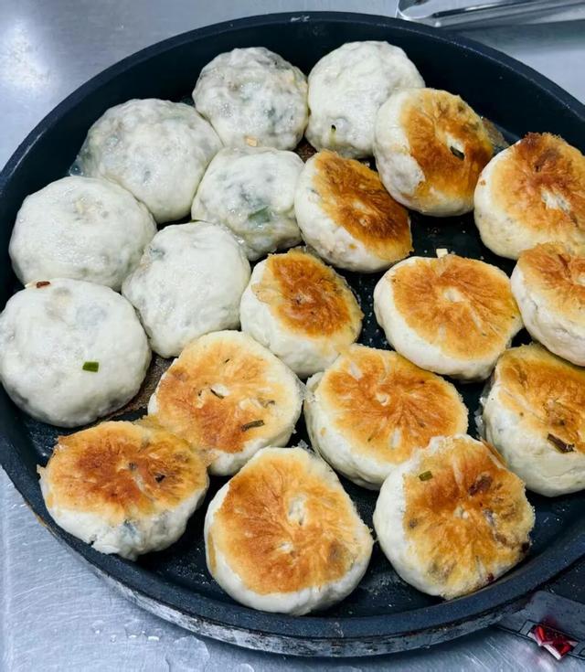 坐火车来这里，打卡一年一度的节日狂欢！