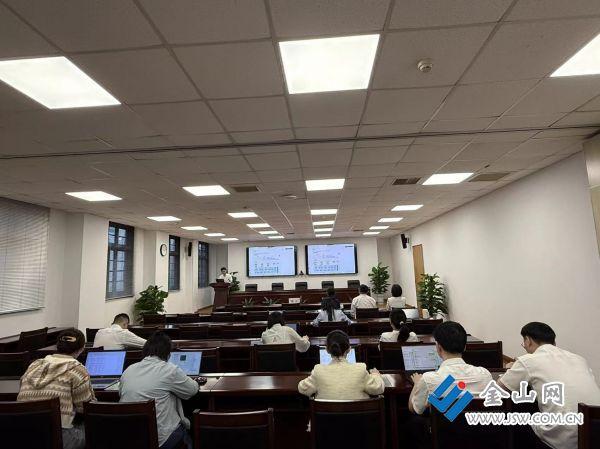 镇江铁塔“人工智能、通信技术”大讲堂开课