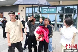 落叶归根 已故福建福鼎籍台湾老兵回乡安葬图片