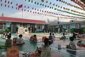 萌娃当家，童趣闹市——青岛市崂山区沙子口街道于哥庄幼儿园“六一”欢动周活动之快乐集市图片