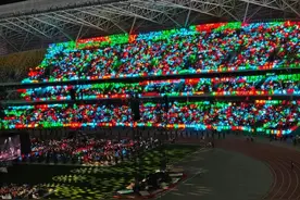 灯牌大战与追星battle：应援物如何定义粉丝身份？图片