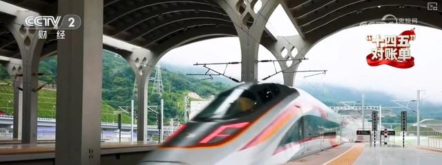 多角度感受科技创新“推背感” 中国在高水平科技自立自强轨道上跑出多个“加速度”