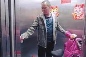 沈阳一小区给电梯安上“智慧大脑” 将电动车拒之“楼外”图片