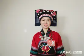 【代表委员面对面】李利代表：建议将民族文化教育纳入学校体系图片