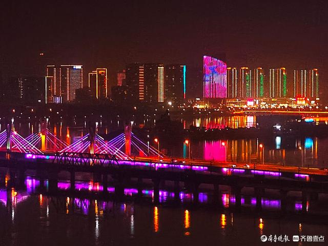 双节拍|国庆夜登皇山阁，观沂河岸边美景