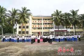 保亭加茂镇中心学校新教学楼正式启用图片