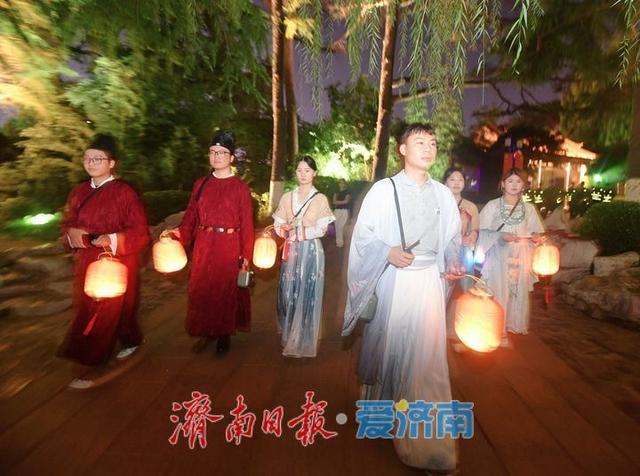 国庆假期，泉城邀您“夜赏趵突画中游”
