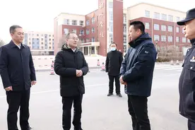 郑艺在盘锦调研时强调 夯实基层基础 加强科技赋能 注重源头防范 全力保障人民群众生命财产安全图片