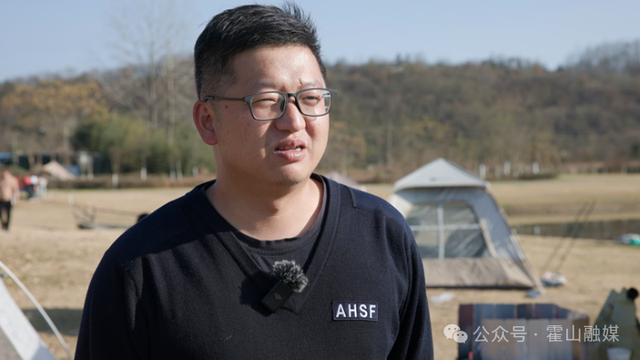 冬日暖阳引客来 霍山东淠河湿地公园成热门打卡地