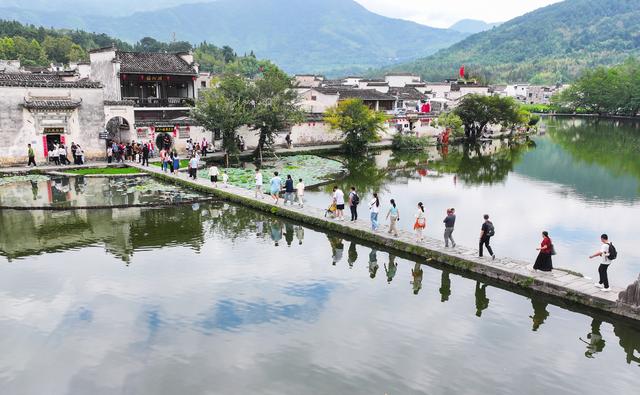世界遗产村 国庆文旅热
