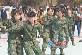 疯狂！赖清德当局拟推女性上战场图片