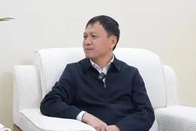 对话井冈山市委书记傅正华：革命的摇篮也要成为发展的高地视频封面