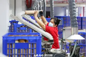 小羽毛球从贵州走向世界图片