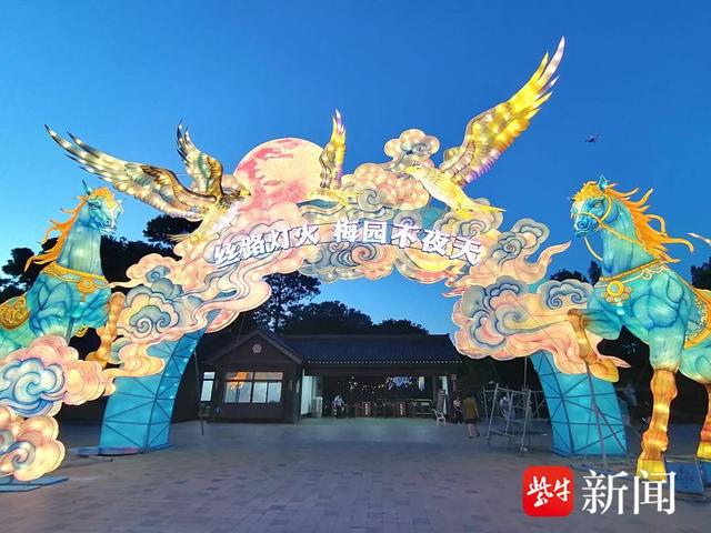 全景呈现蒙元草原文明壮阔与豪情……2025无锡梅园金秋灯会开启