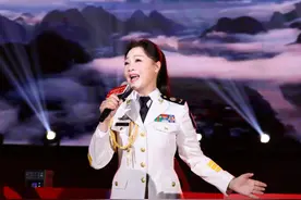 歌唱家吕薇、李宏伟助阵“音雄致敬英雄”大型公益文艺晚会图片