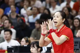星探直击丨中国女篮大胜保留晋级希望，李梦：之前让外界失望了，但我们已经拼尽全力图片