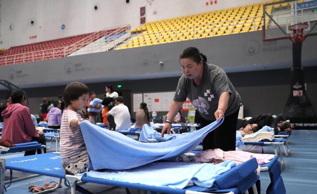 探访北京市平谷区体育中心安置点