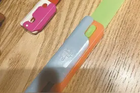 小朋友玩“萝卜刀”安全吗？图片