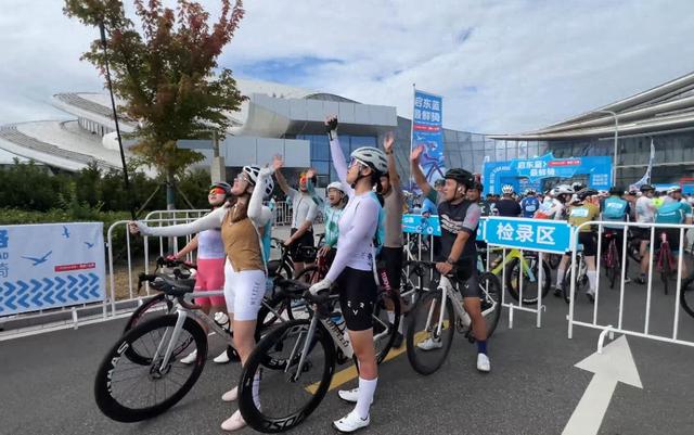 用车轮丈量“鲜”味！启东“最鲜公路”骑行盛宴燃动江海