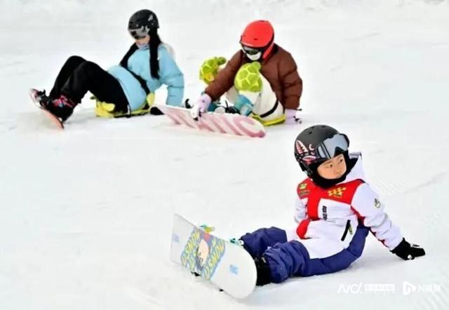 冰雪铸魂向北开放，那达慕焕新温暖冬季