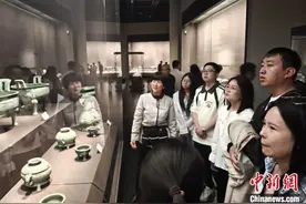 博物馆里的“扫地僧”！郑州一保洁阿姨客串讲解员图片