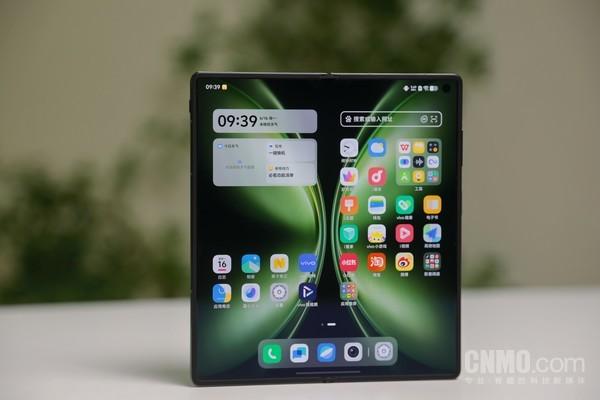 vivo X Fold5评测：重量仅217g 比iPhone还轻的折叠屏