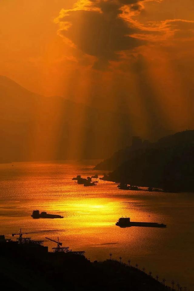 10月班期火爆售罄！三峡最迷人的季节已来……
