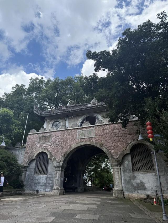 国庆去哪儿玩？到奉化旅游请这样发，让你称霸朋友圈！