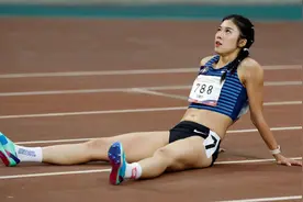 赛季最佳成绩！世界田联洲际巡回赛大阪站，吴艳妮12秒86夺冠图片