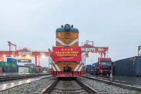 运能翻倍，中亚班列（武汉）常态化开行图片