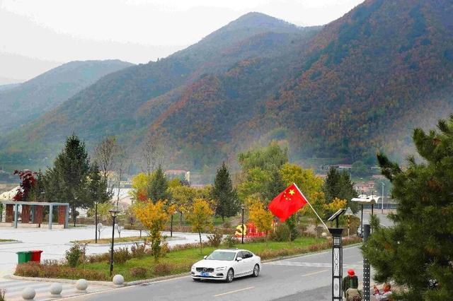 省媒看白山 | 吉林日报：走走停停，G331一路美景一路歌