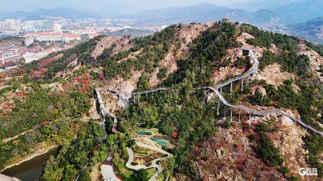 街角的光影、海边的风、林间的静谧……Mark秋日限定诗意