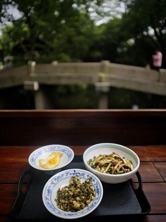 想搬去杭州了