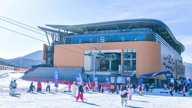 雪季看“新”，崇礼冰雪经济持续火热