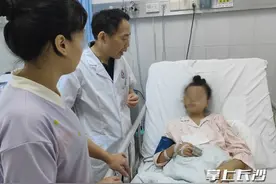 18岁女学生骑车摔伤险失明，医院及时救治图片