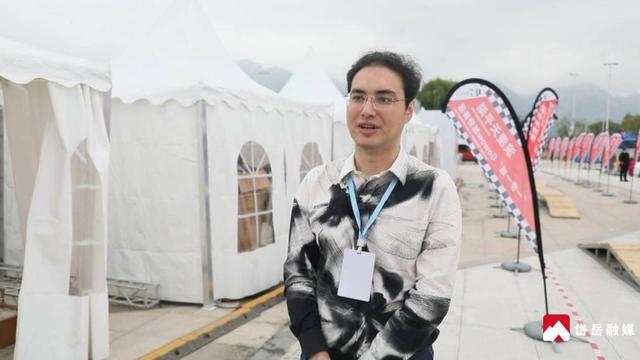 浪漫天平湖“一步一域” 环球市集亮相山东省泰安市