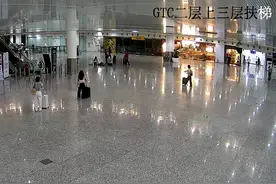 机场急救接力热心市民救助晕倒老人追踪，一线医护：快速响应离不开24小时在岗守候图片